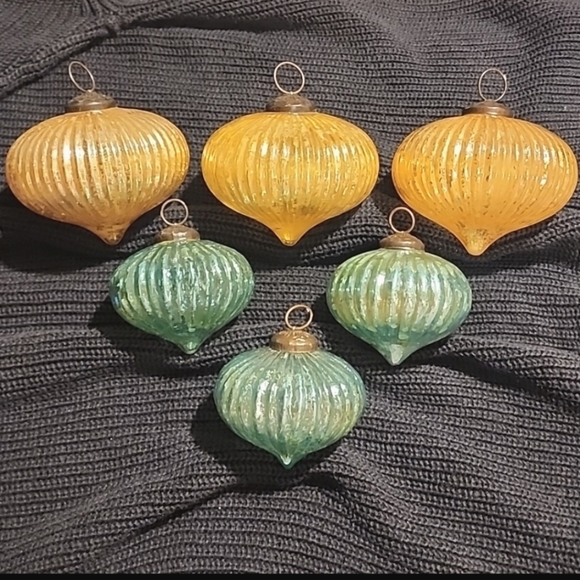 Source Unknown Other - Set of 6 glass ornaments